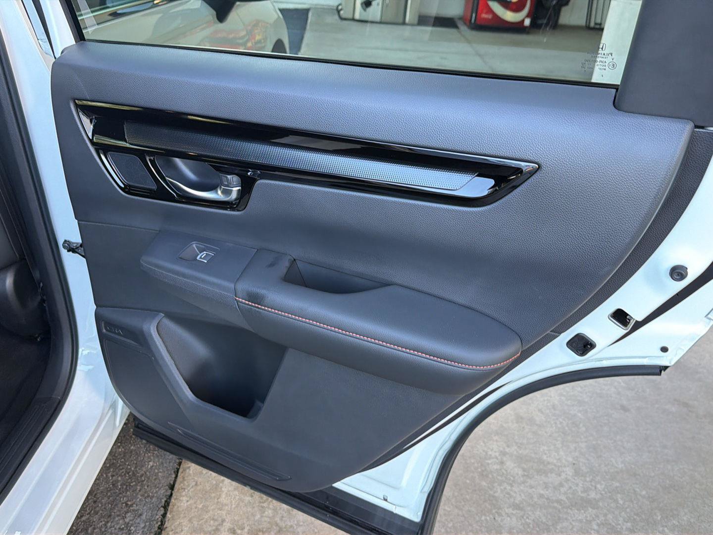 Used 2024 Honda CR-V Sport Touring image 15