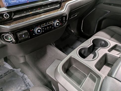 Used 2023 GMC Sierra 1500 Elevation AWD/4WD image 18
