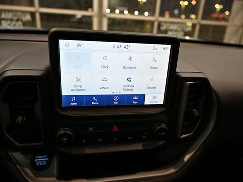 Used 2024 Ford Bronco Sport Outer Banks w/ Tech Package image 16