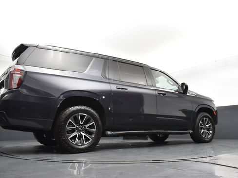 Used 2023 Chevrolet Suburban Z71 AWD/4WD image 26
