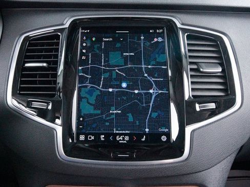 Certified 2024 Volvo XC90 B5 Plus image 15