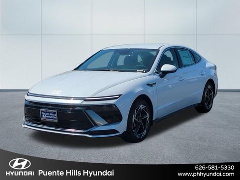 New 2026 Hyundai Sonata SEL FWD image 1