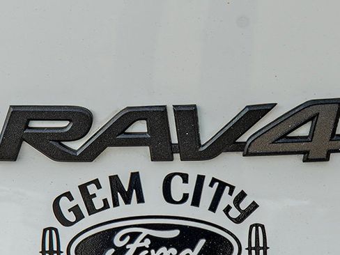 Used 2024 Toyota RAV4 TRD Off-Road image 18