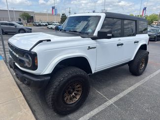 Used 2023 Ford Bronco Wildtrak video 1