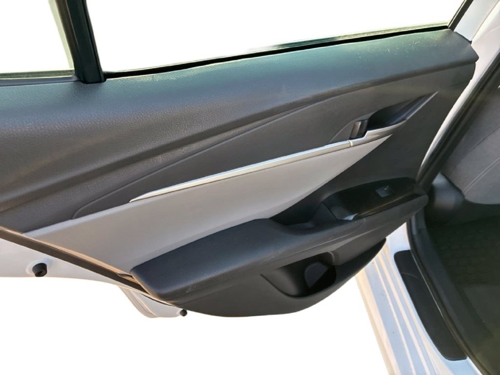 Used 2025 Toyota Camry LE FWD image 13