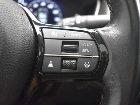 Used 2024 Honda Civic Touring image 23