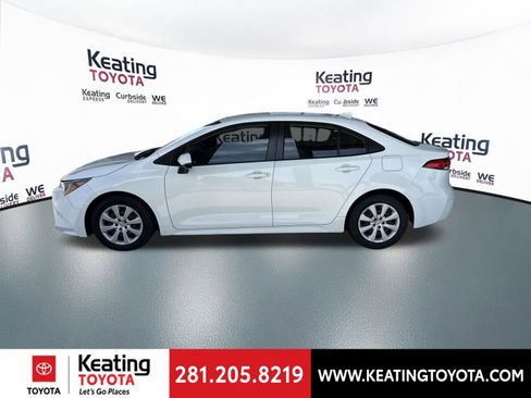 Used 2022 Toyota Corolla LE FWD image 4