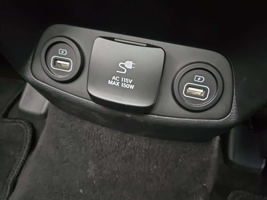 Used 2022 Hyundai Santa Fe Limited FWD image 85