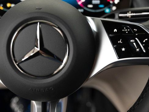 New 2027 Mercedes-Benz GLC 300 image 25