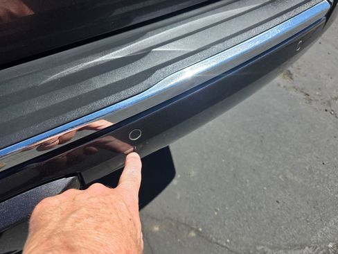 Used 2016 GMC Yukon Denali w/ Open Road Package image 17