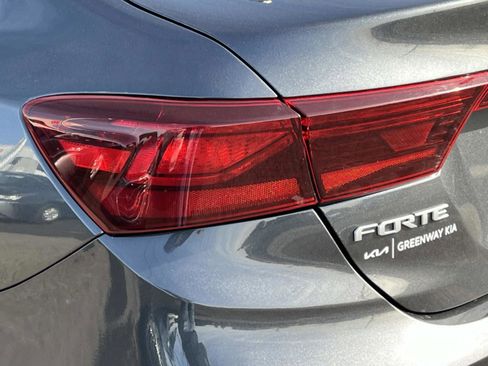 Used 2023 Kia Forte LXS image 10