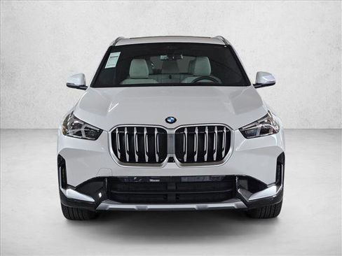 New 2026 BMW X1 xDrive28i image 2