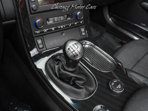 Used 2013 Chevrolet Corvette 427 w/ 1SB Preferred Equipment Group RWD image 16