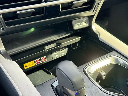 Used 2025 Lexus RX 350 Premium w/ Accessory Package (Z1) image 31