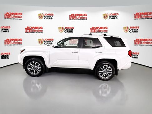 Certified 2025 Toyota 4Runner Limited AWD/4WD image 15
