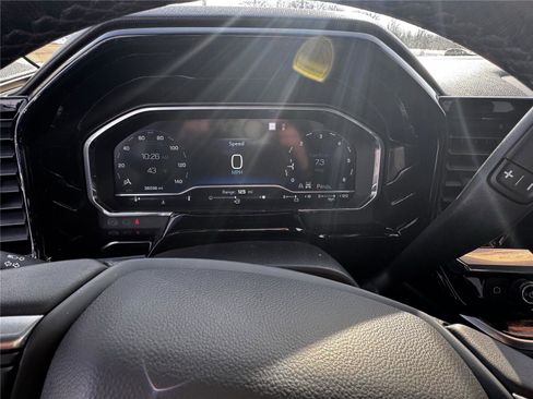 Used 2022 Chevrolet Silverado 1500 LT image 15