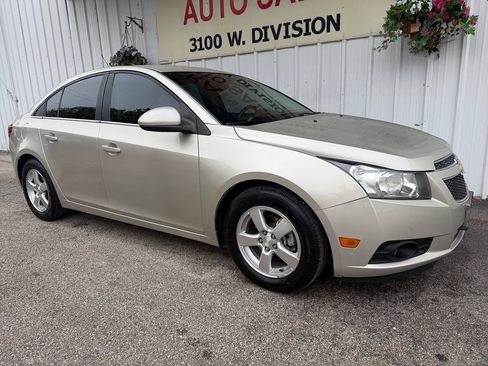 Used 2013 Chevrolet Cruze LT FWD image 10