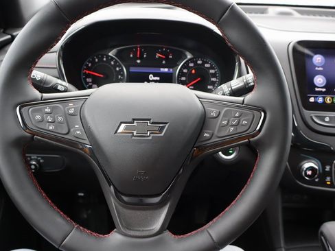 Used 2023 Chevrolet Equinox RS w/ RS Leather Package image 6