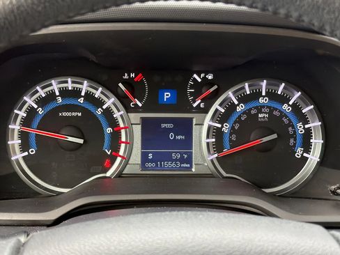 Used 2019 Toyota 4Runner Limited image 24