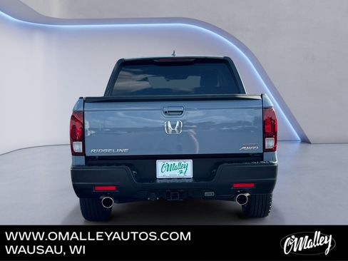 Used 2023 Honda Ridgeline Sport image 4