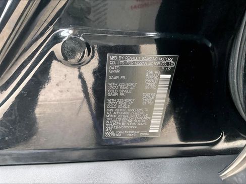 Used 2018 Nissan Rogue SV w/ Premium Package image 35