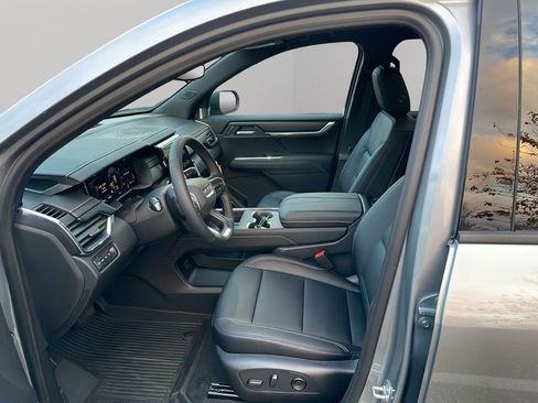 New 2026 GMC Acadia Elevation w/ Elevation Premium Package image 11