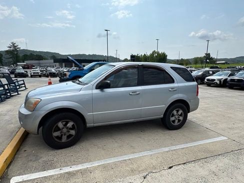 Used 2007 Kia Sorento 2WD image 4