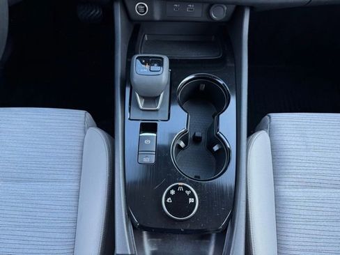 Used 2023 Nissan Rogue SV image 27