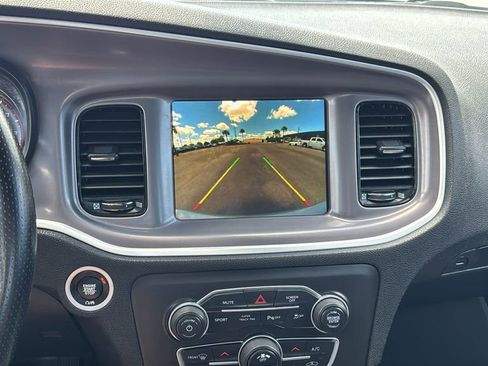 Used 2022 Dodge Charger SXT w/ Blacktop Package image 22