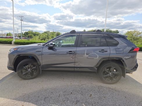 Used 2020 Toyota RAV4 XSE AWD/4WD image 15