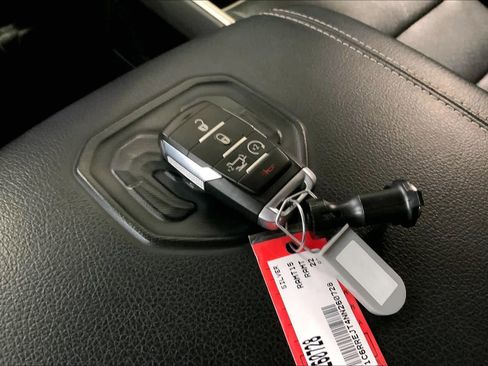 Used 2022 RAM 1500 Laramie image 14
