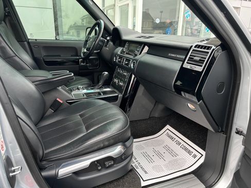 Used 2011 Land Rover Range Rover HSE LUX image 12