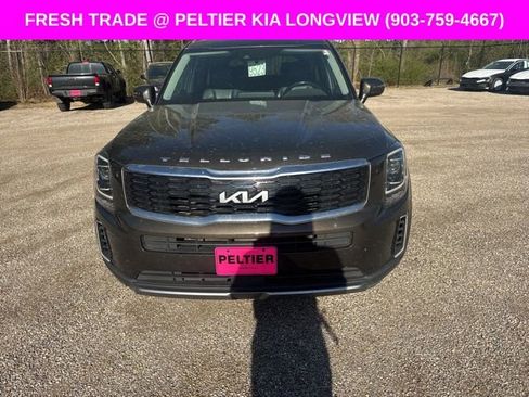 Used 2022 Kia Telluride S image 2