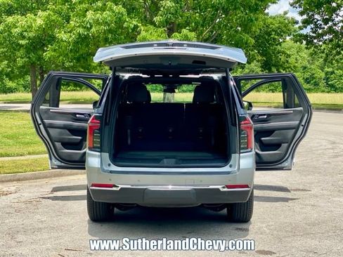 Used 2025 Chevrolet Tahoe LT AWD/4WD image 44