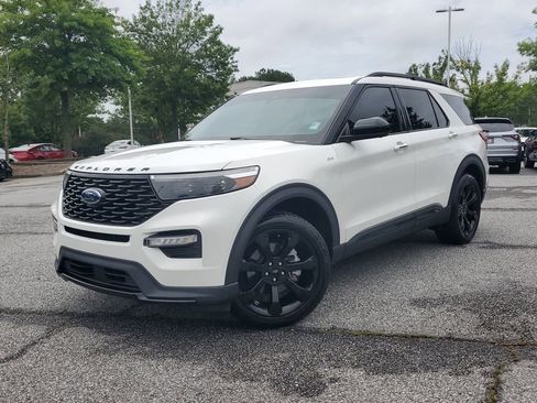 Used 2023 Ford Explorer ST-Line w/ Class IV Trailer Tow Package RWD image 37
