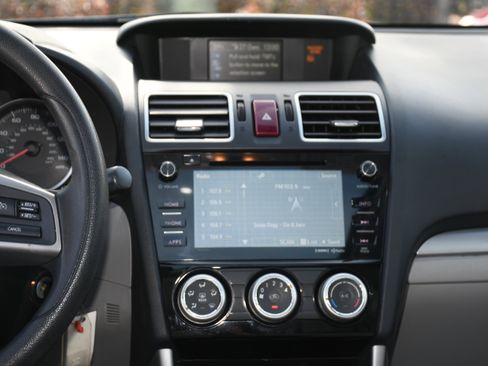 Used 2016 Subaru Forester 2.5i Premium w/ Popular Package #1 image 17