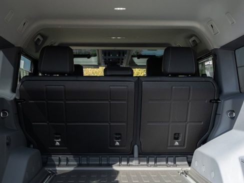 New 2025 INEOS Grenadier Fieldmaster Edition image 37