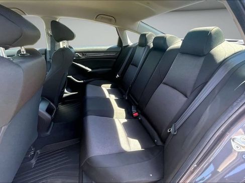 Used 2019 Honda Accord LX image 21