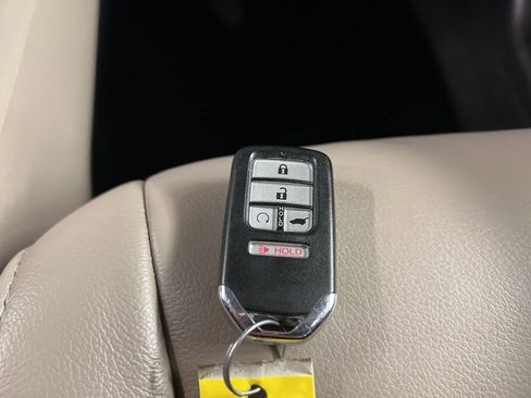 Used 2018 Honda Pilot EX-L image 41