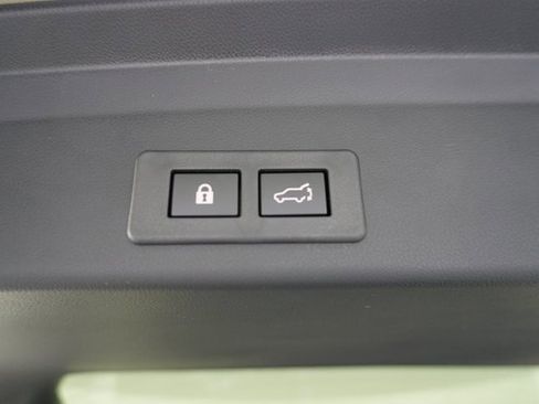 New 2025 Subaru Ascent Limited image 27