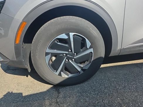 Certified 2024 Kia Sportage LX AWD/4WD image 7