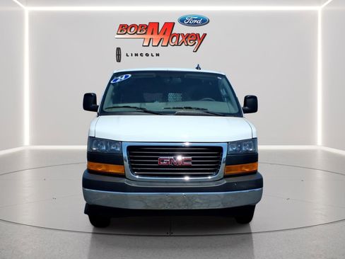 Used 2024 GMC Savana 2500 w/ Driver Convenience Package RWD image 2