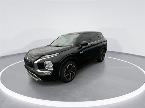 New 2023 Mitsubishi Outlander SE image 4