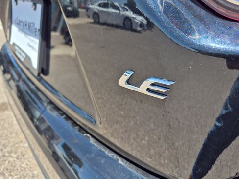 Used 2024 Toyota Corolla LE FWD image 21