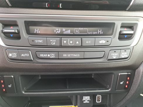 Used 2023 Honda Passport TrailSport image 21