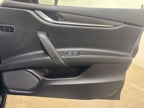 Used 2020 Maserati Ghibli S Q4 AWD/4WD image 26