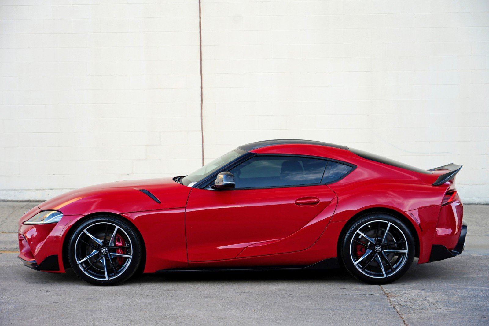Used 2021 Toyota Supra Premium w/ Driver Assist Package RWD image 46