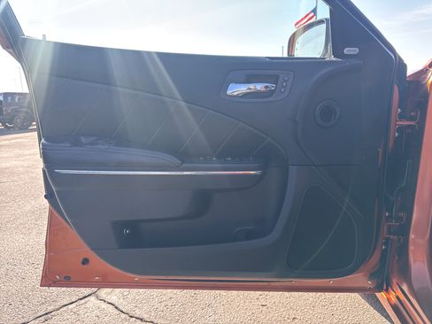 Used 2011 Dodge Charger R/T image 13