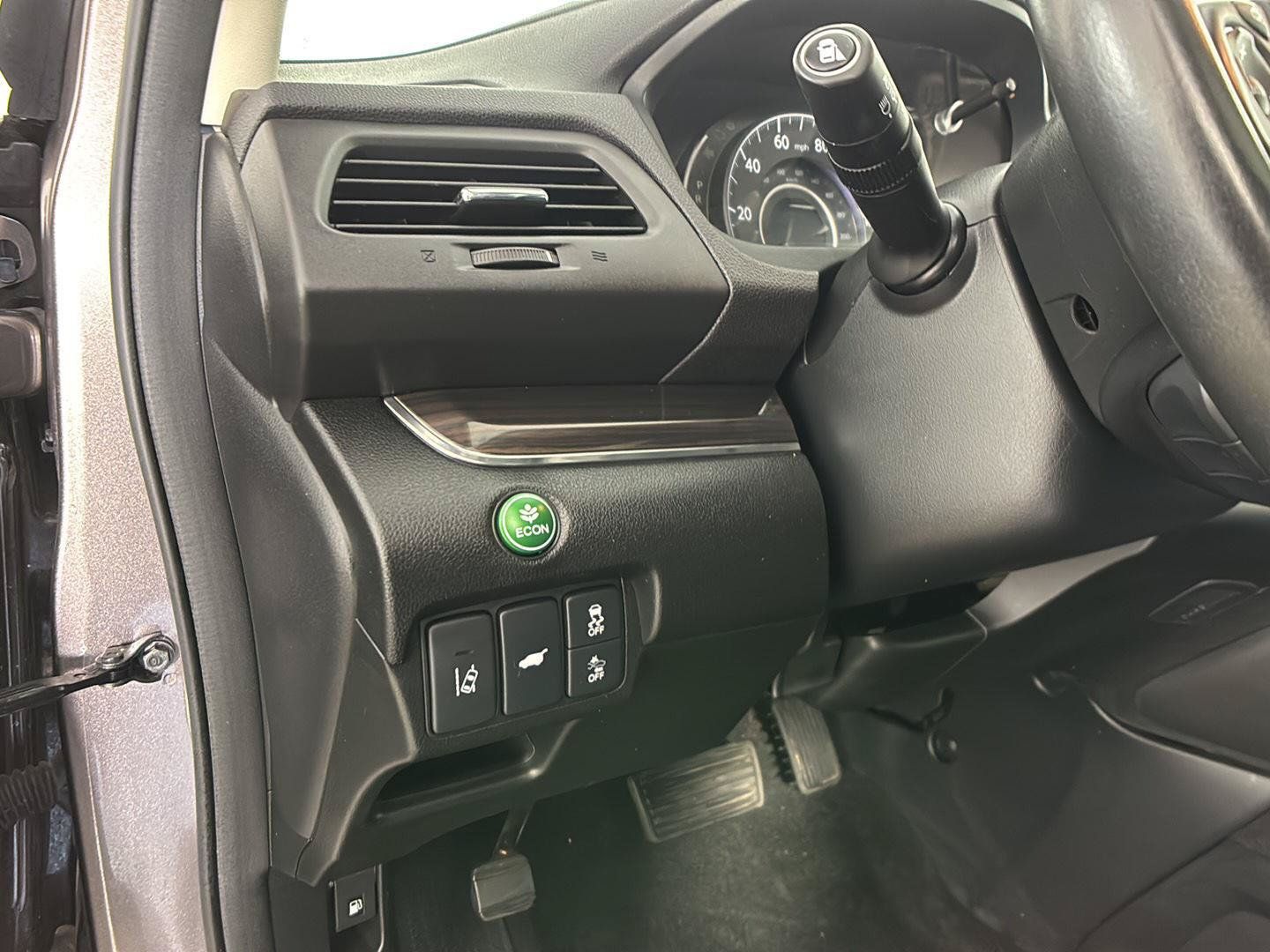 Used 2016 Honda CR-V Touring image 28