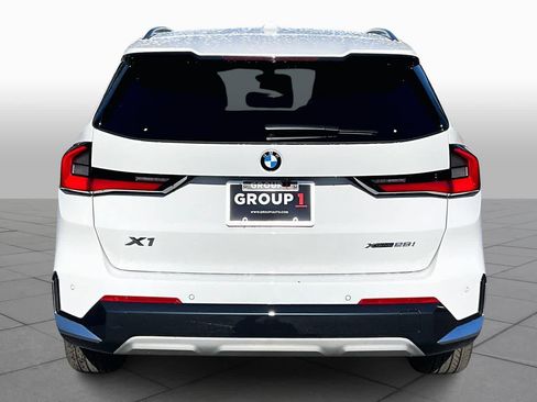 Certified 2023 BMW X1 xDrive28i w/ Premium Package image 4
